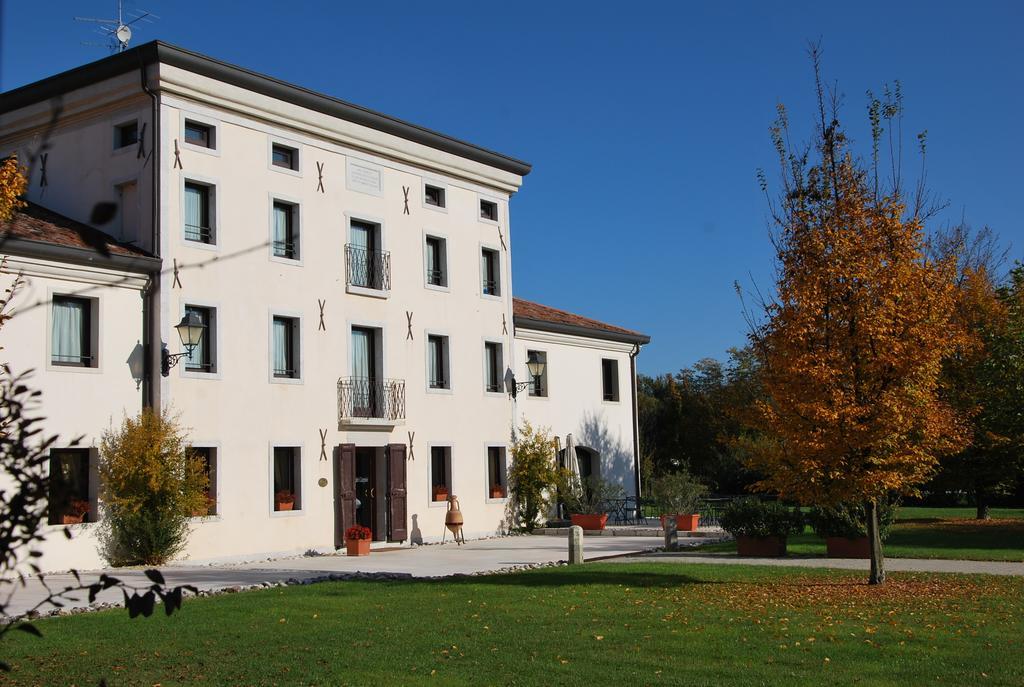 Hotel Villa Dei Carpini Oderzo Extérieur photo