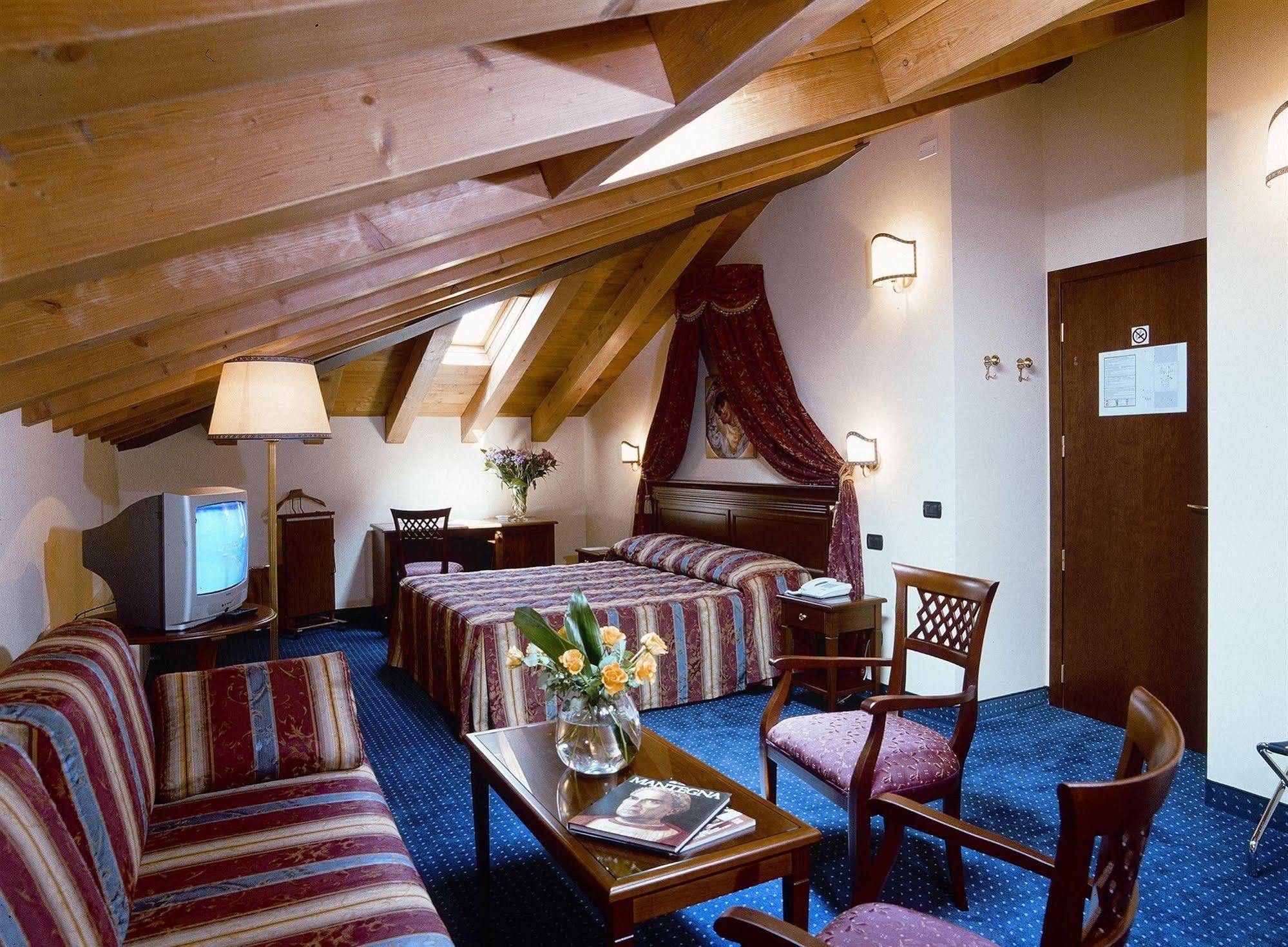 Hotel Villa Dei Carpini Oderzo Extérieur photo